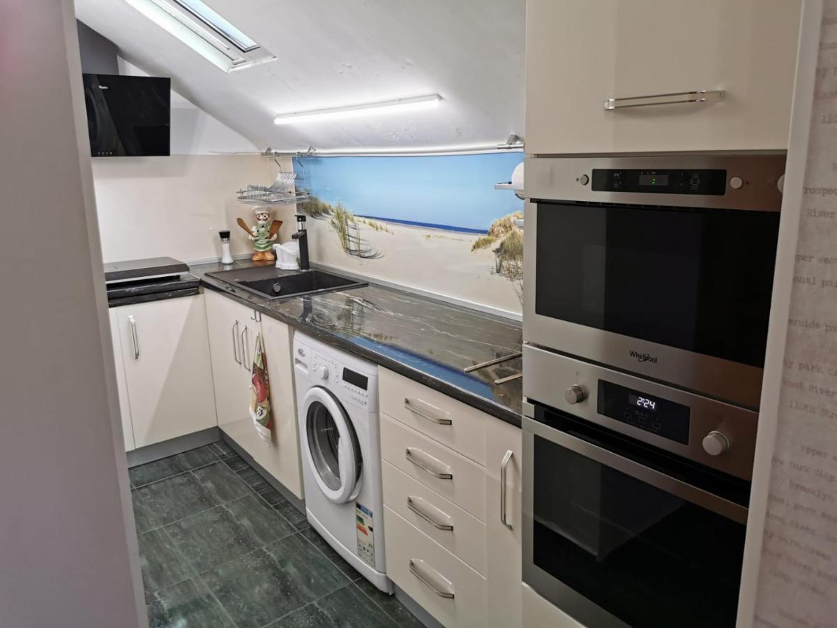 Lucy Apartament Apartment Burgas ภายนอก รูปภาพ