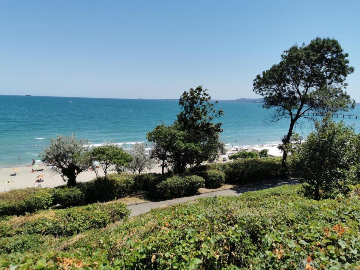 Lucy Apartament Apartment Burgas ภายนอก รูปภาพ