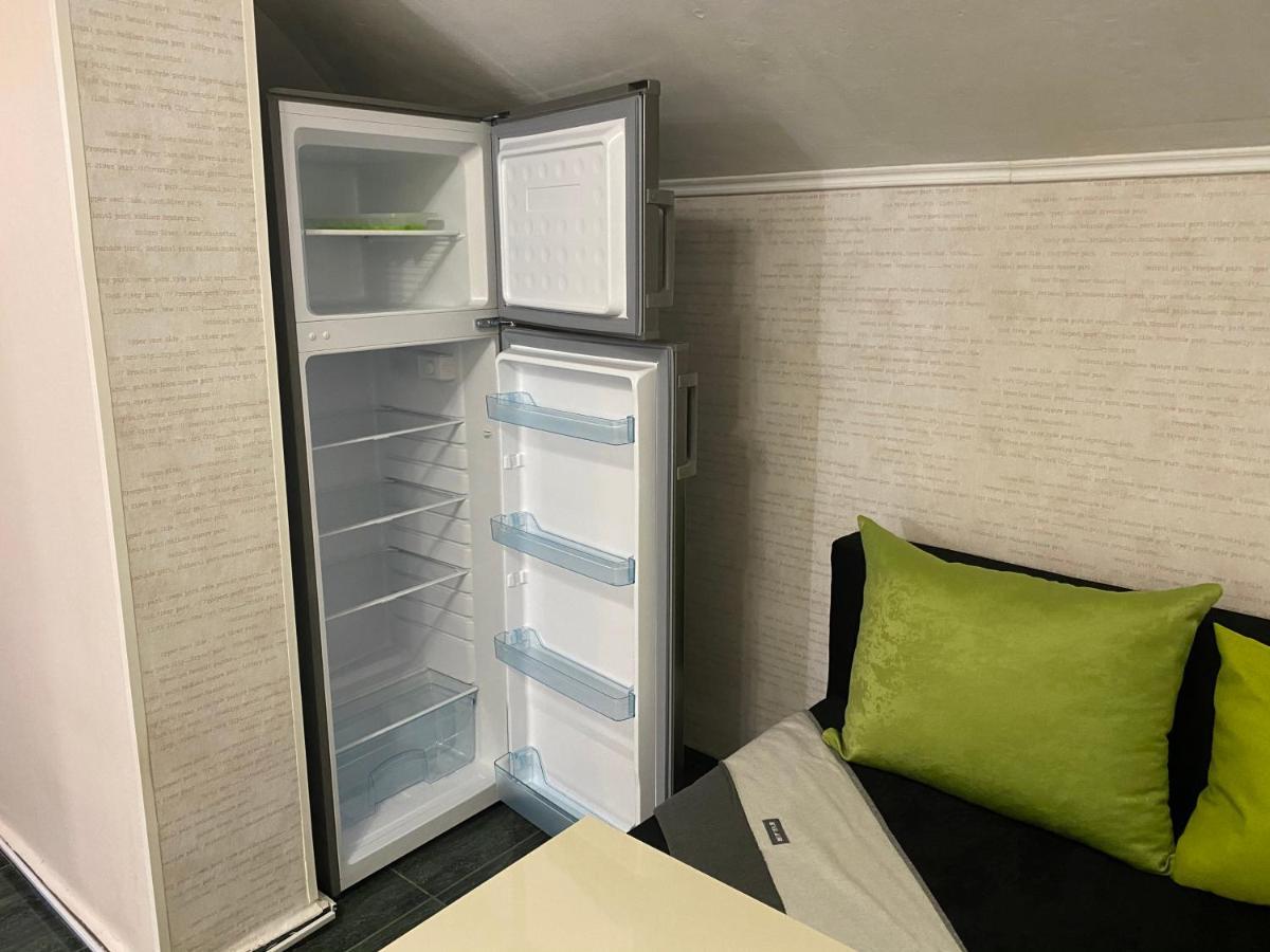 Lucy Apartament Apartment Burgas ภายนอก รูปภาพ