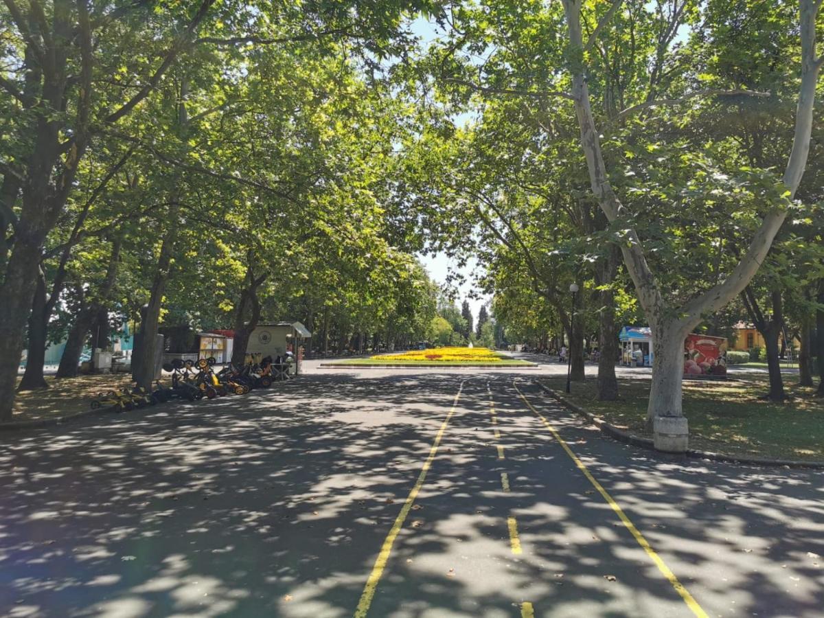 Lucy Apartament Apartment Burgas ภายนอก รูปภาพ