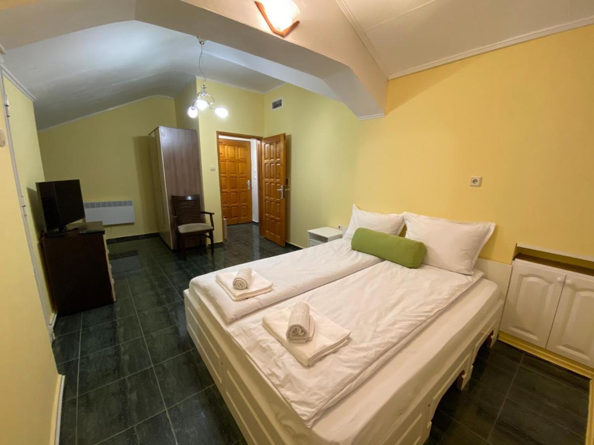 Lucy Apartament Apartment Burgas ภายนอก รูปภาพ